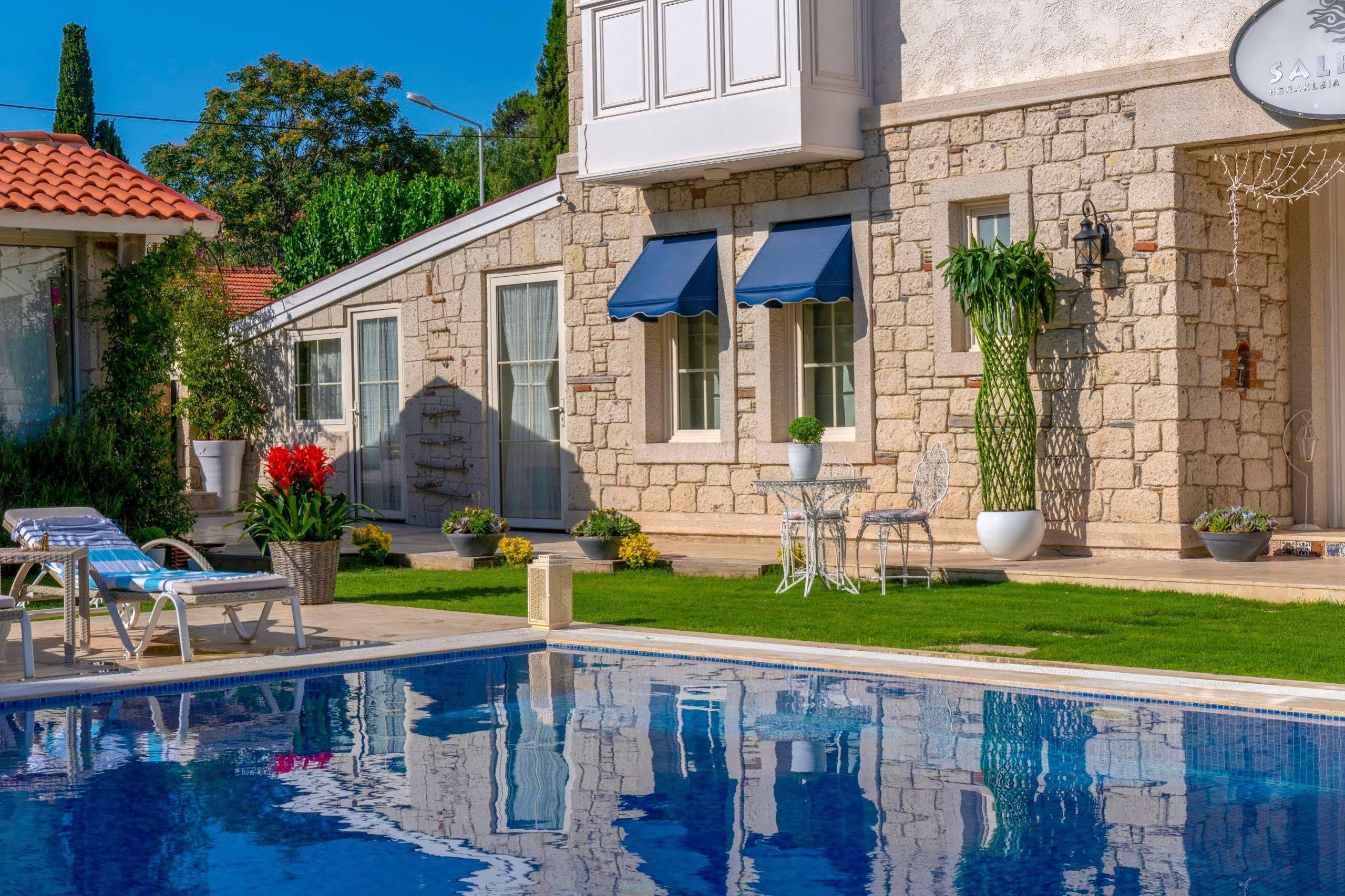 Salbakos Herakleia Boutique Hotel Alacati Exterior photo